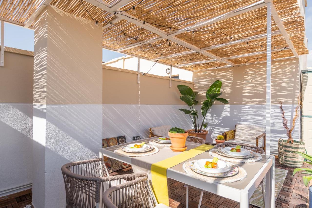 Atico 2 Terrazas Junto Al Mar By Rent Me Apartman Estepona Kültér fotó