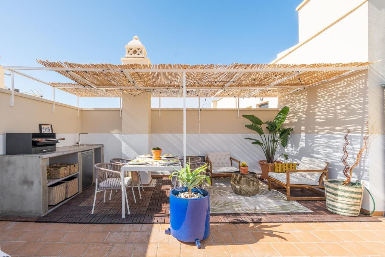 Atico 2 Terrazas Junto Al Mar By Rent Me Apartman Estepona Kültér fotó